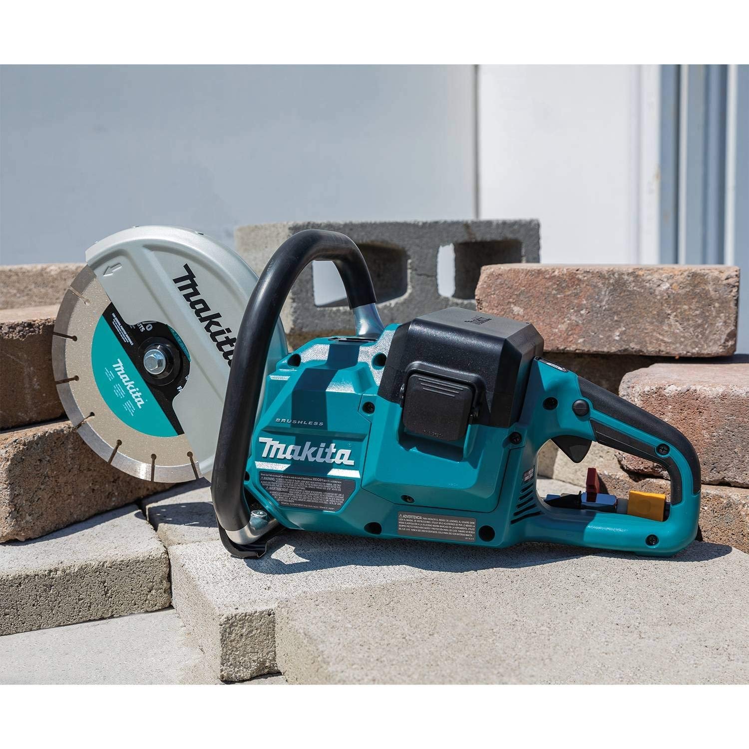Makita XEC01Z 18V X2 (36V) LXT® Lithium-Ion Brushless Cordless 9″ Power Cutter, with AFT®, Electric Brake, Tool Only